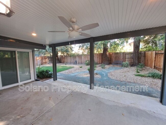 Building Photo - 357 Shannon Dr