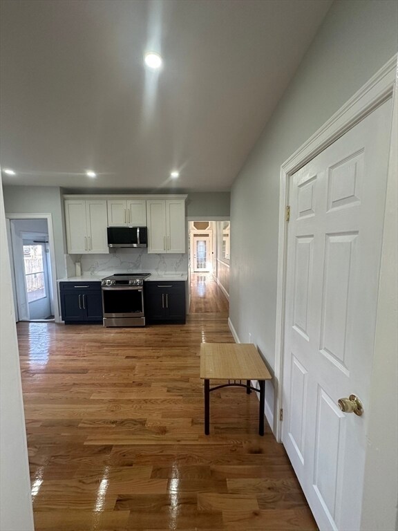 Building Photo - 54 Hebron Ave