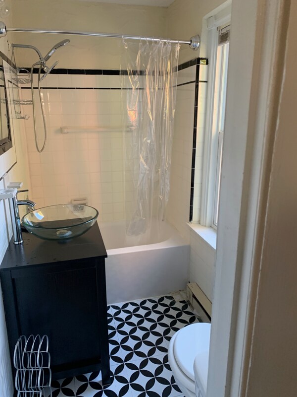 Primary Photo - 00 W 21st St