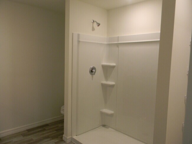 Building Photo - 491 Windswept Ave SW