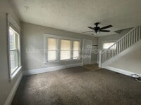 Building Photo - 1832 S Burdick St