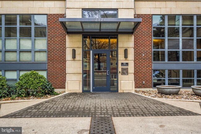 Building Photo - 2020 12th St NW