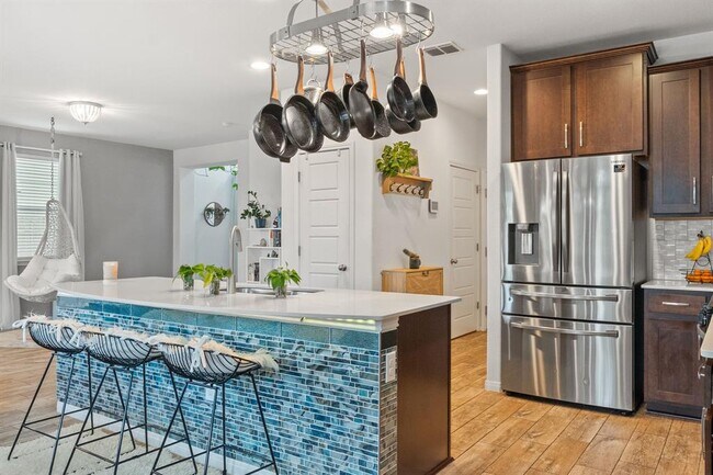 Building Photo - 1306 Falconer Wy