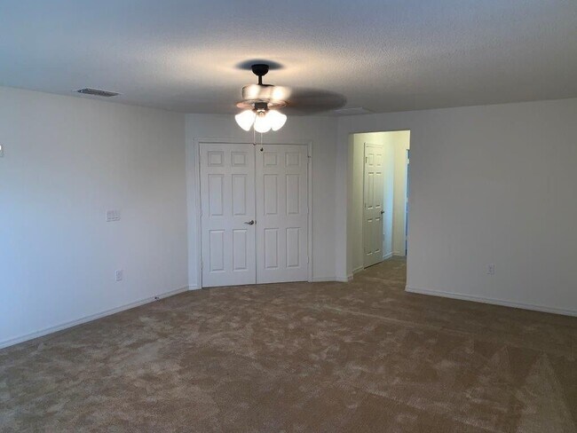Building Photo - 3013 Cherry Orchard Ln