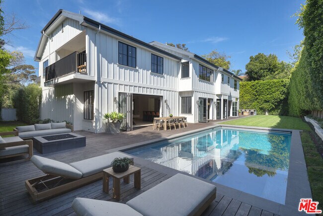 Building Photo - 550 Spoleto Dr