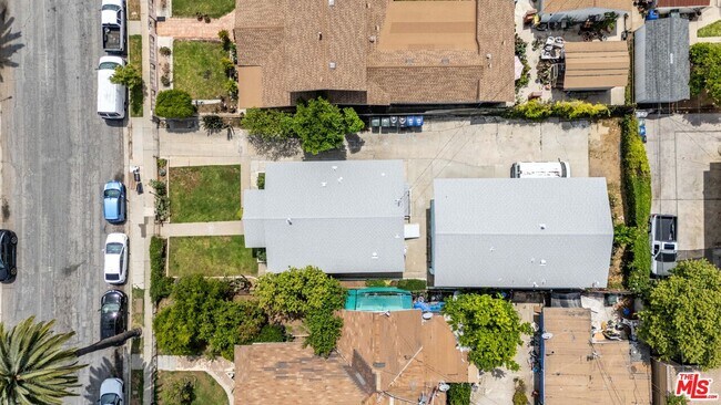 Building Photo - 441 N Ditman Ave