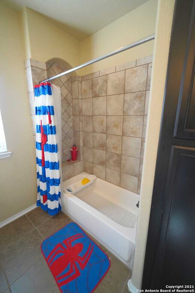 Building Photo - 1323 Kingbird Ct