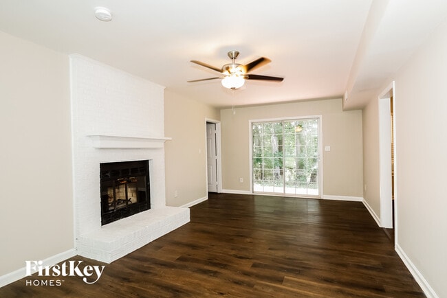 Building Photo - 11228 Quiet Wood Ct