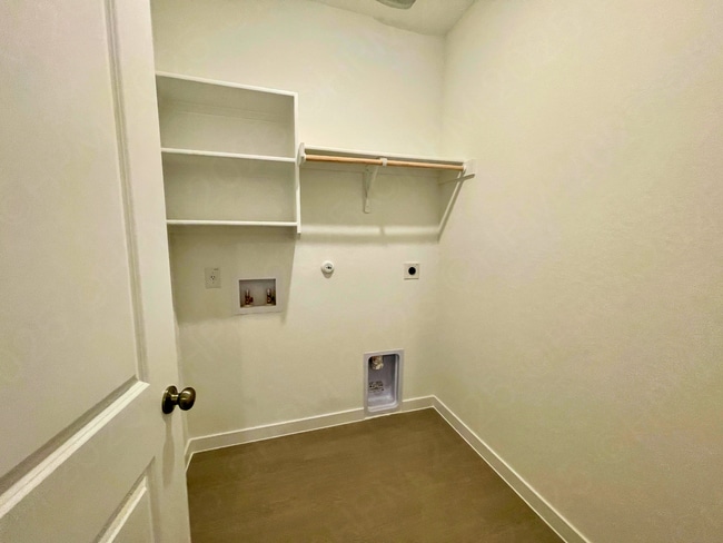 Building Photo - 8923 Military Dr W