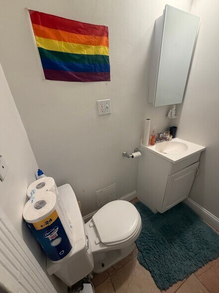 Building Photo - 38 Hemenway St