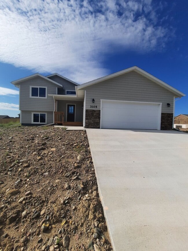 Primary Photo - 4 BED | 3 BATH | SINGLE-FAMILY | DOUBLE GA...