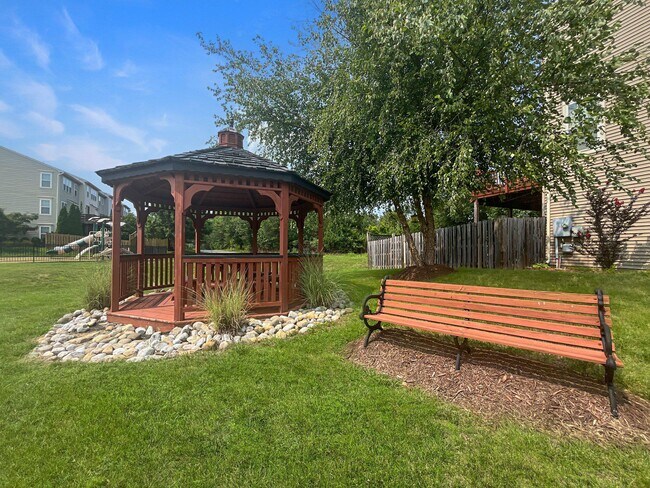 Building Photo - 43450 Hopestone Terrace