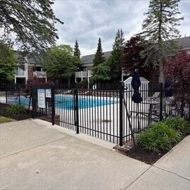 Building Photo - 740 Farm Rd