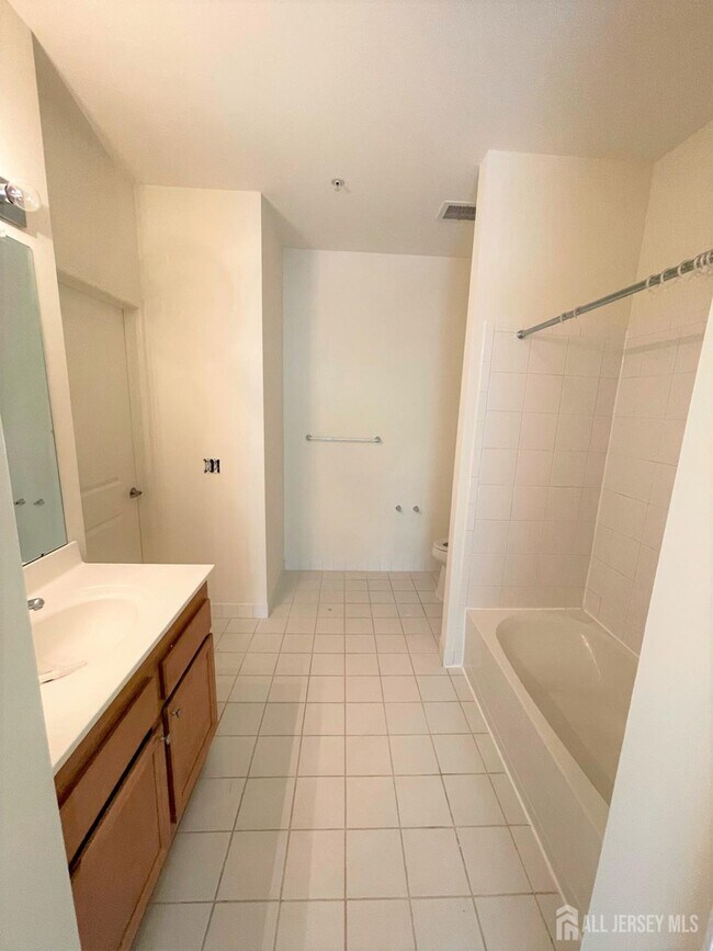 Building Photo - 13 Hughes Cir