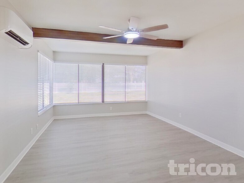 Building Photo - 1550 Hobson St