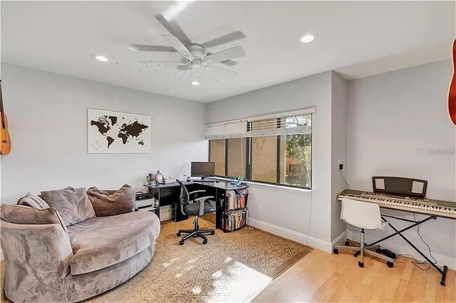 Building Photo - 5818 Windhover Dr