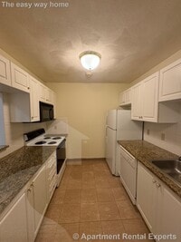 Building Photo - 373 Highland Ave