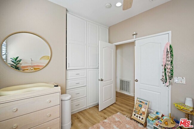 Building Photo - 17969 Lost Canyon Rd