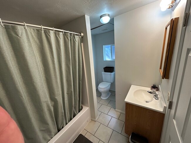 Building Photo - 1423 W 4180 S