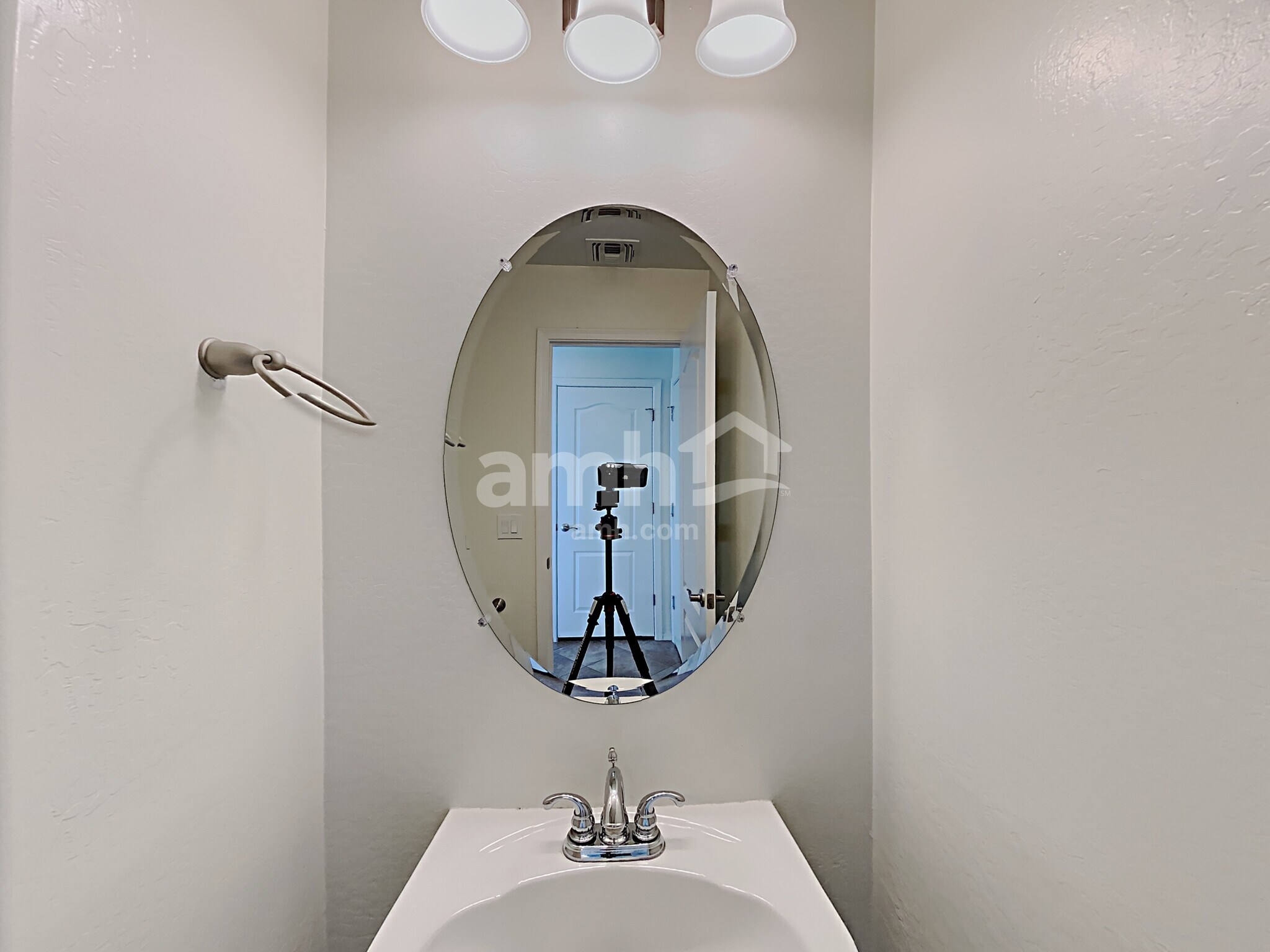 Building Photo - 4151 E Trigger Way