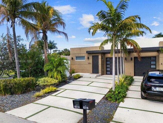 Building Photo - 821 SW 14th St