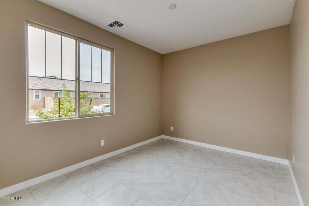 Building Photo - 17695 W Buchanan St