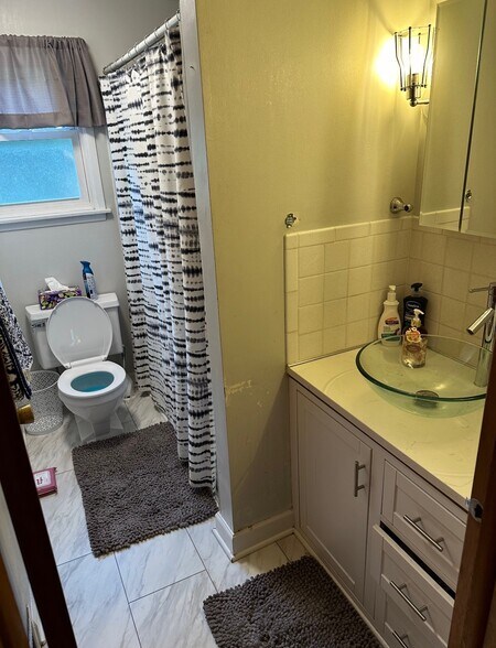 Building Photo - 67 Princeton Pl