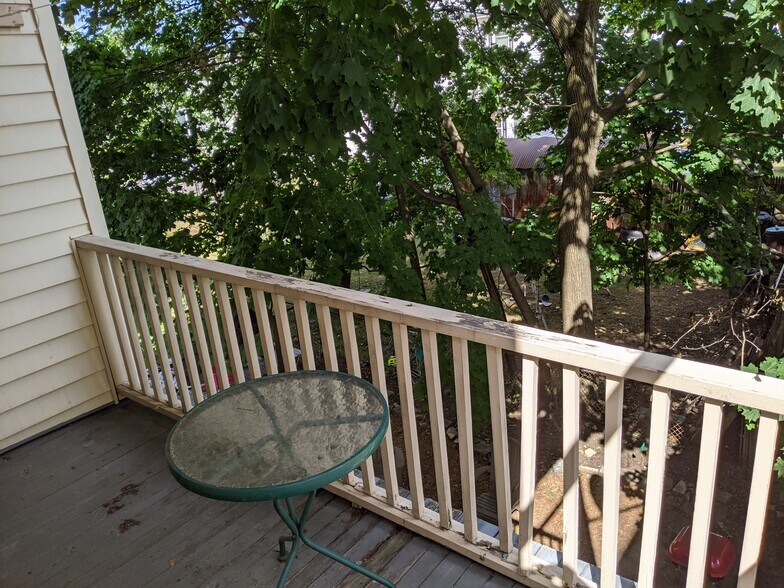 Building Photo - 45 Litchfield St