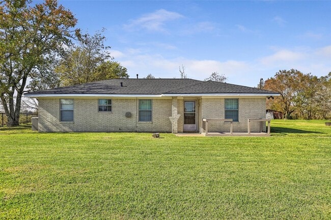 Primary Photo - 17219 Janacek Rd