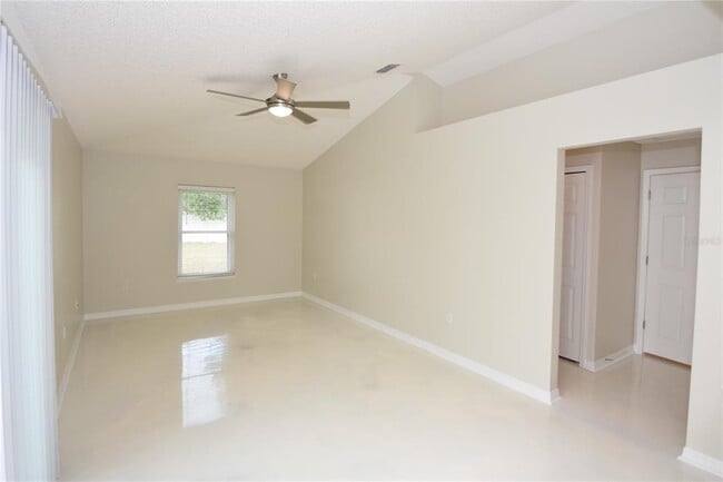 Building Photo - 31 Slumber Path