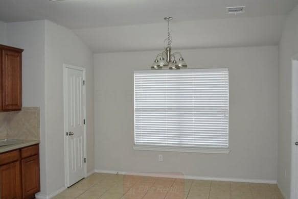 Building Photo - 714 Point Sunset