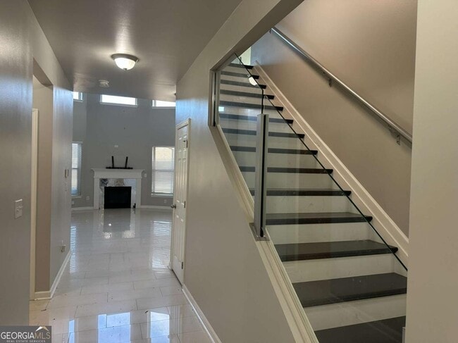 Building Photo - 3368 Alhambra Cir