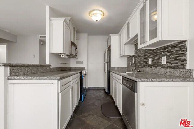 Building Photo - 100 Atlantic Ave