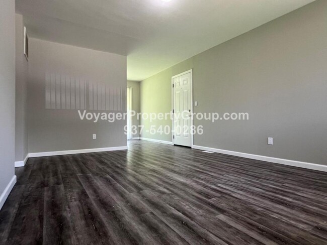 Building Photo - 18 Carma Dr