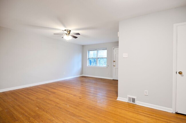 Building Photo - 3929 Lankenau Ave