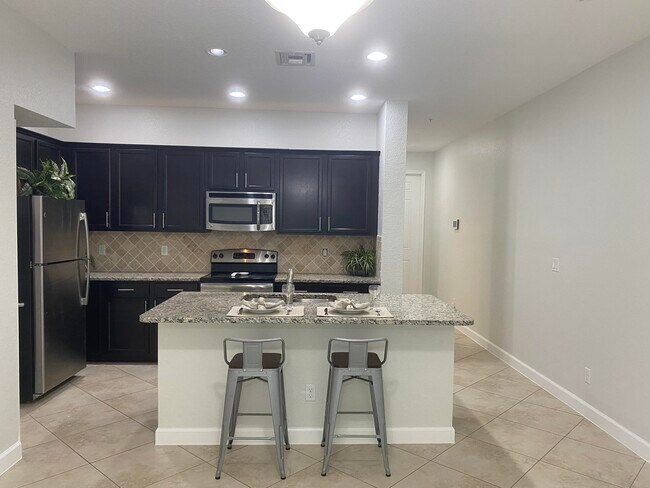 Building Photo - 9550 SW Purple Martin Way