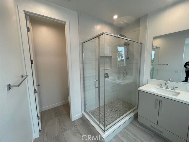 Building Photo - 691 S Lyon St