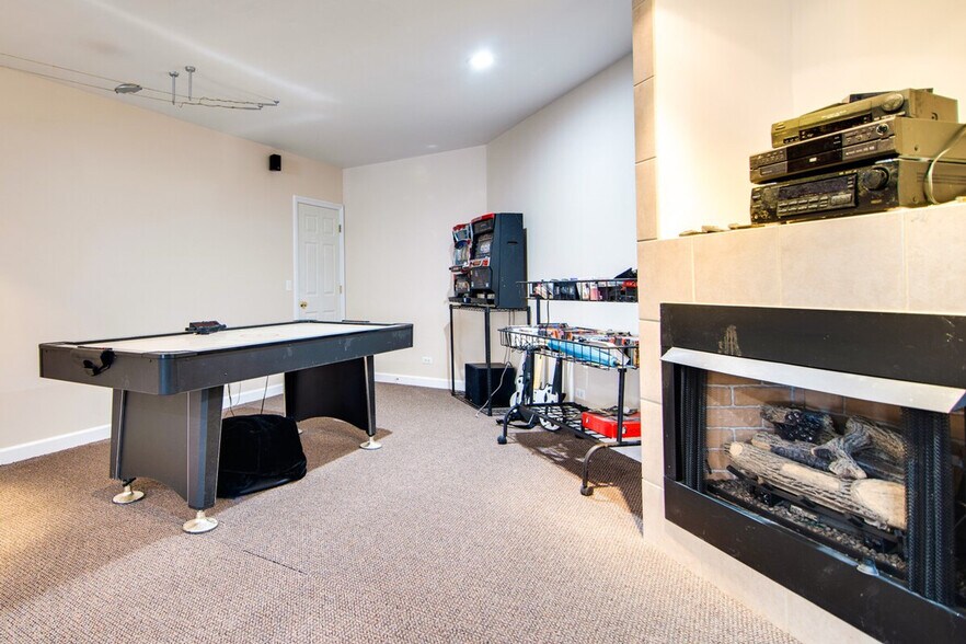 Building Photo - 777 Shoe Factory Rd