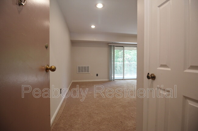 Building Photo - 2833 Kalmia Lee Ct