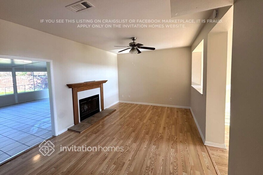 Building Photo - 5537 Blue Sapphire Way