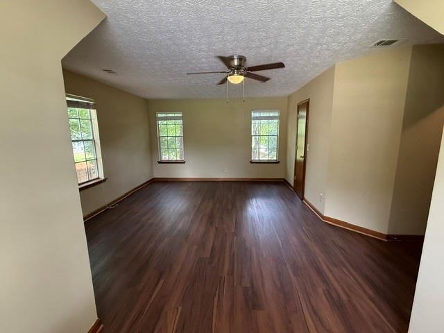 Building Photo - 8351 Post Oak Ct