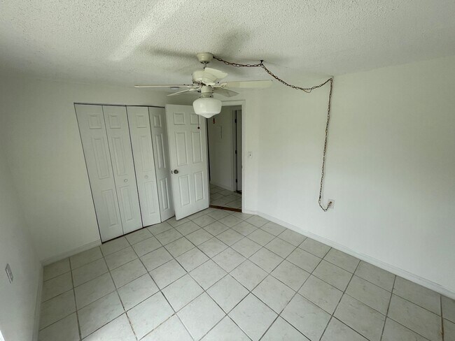 Building Photo - 5321 Avery Rd