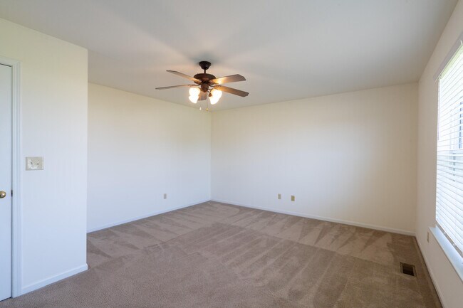 Building Photo - 3517 Prescott Dr