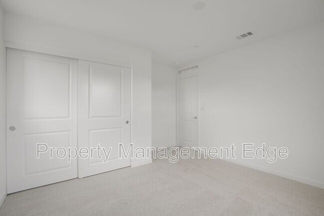 Building Photo - 31529 Cobalite Dr