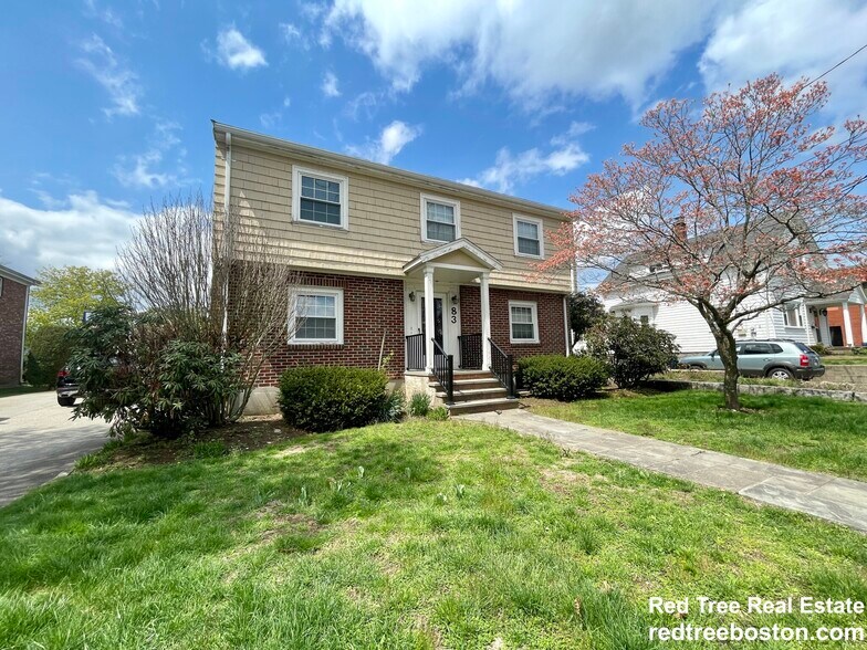 Primary Photo - 83 Lexington St