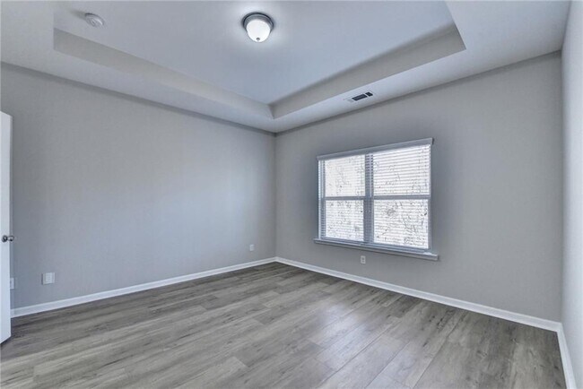 Building Photo - 68 Hardy Water Dr SE