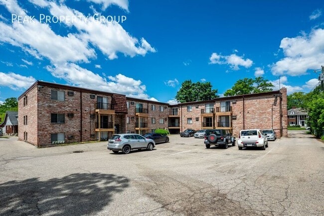 Building Photo - 6300 Montgomery Rd