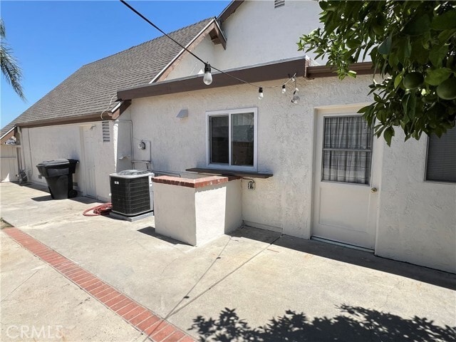 Building Photo - 1205 Piedmont Dr