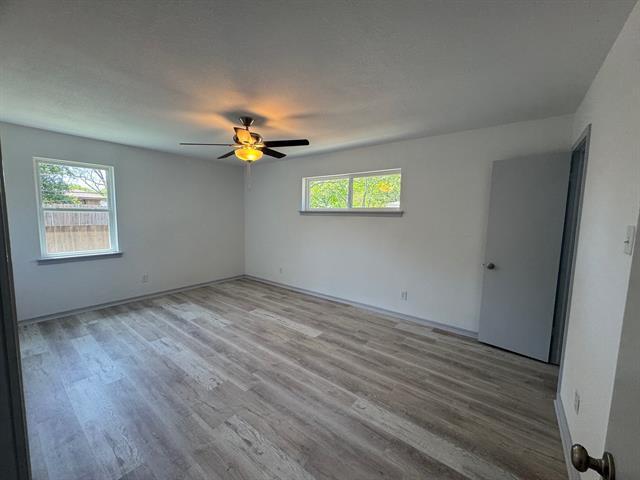 Building Photo - 2535 Greenport Dr