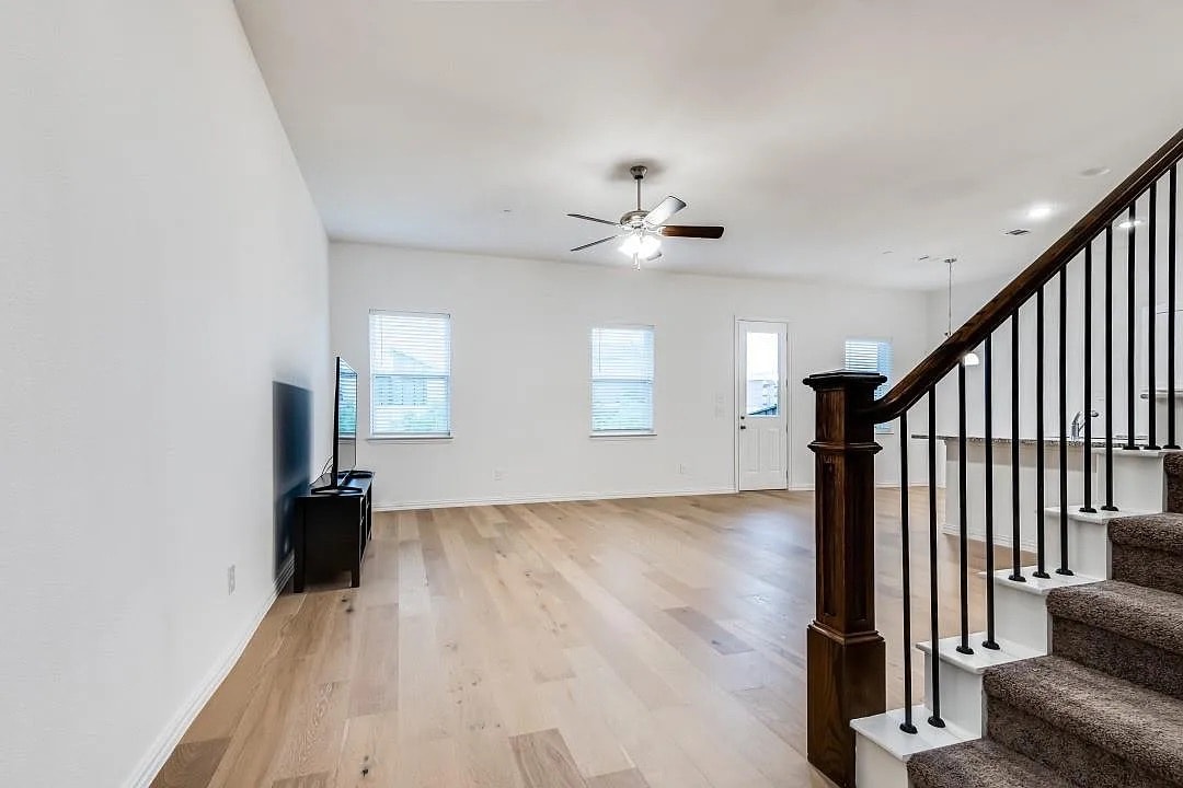 Building Photo - Room in Townhome on Bethlehem St